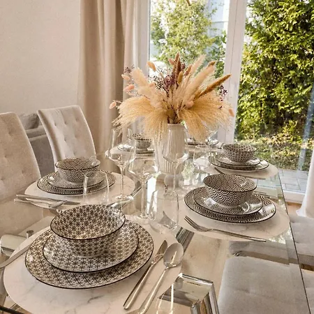 Holiday home Moderne Doppelhaushaelfte Mit Freiem Naturblick *